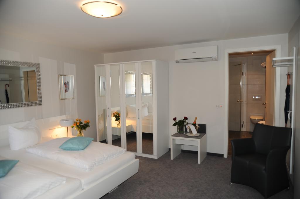 Hotel Adler - Weil Am Rhein Esterno foto